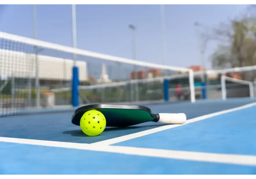 Pickleball : Pourquoi ce sport conquiert le monde ?